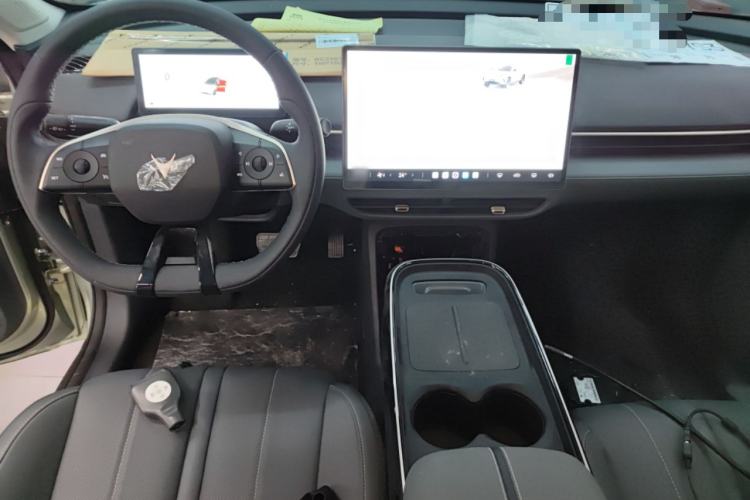 Used ARCFOX T1 2025 Model 425 PRO
