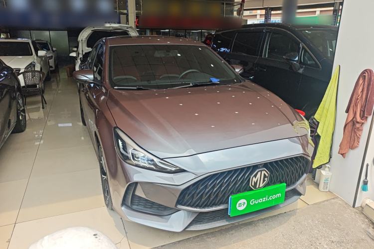 Used MG 5 2022 180 DVVT CVT Youth Luxury Edition Front Right 45 Deg