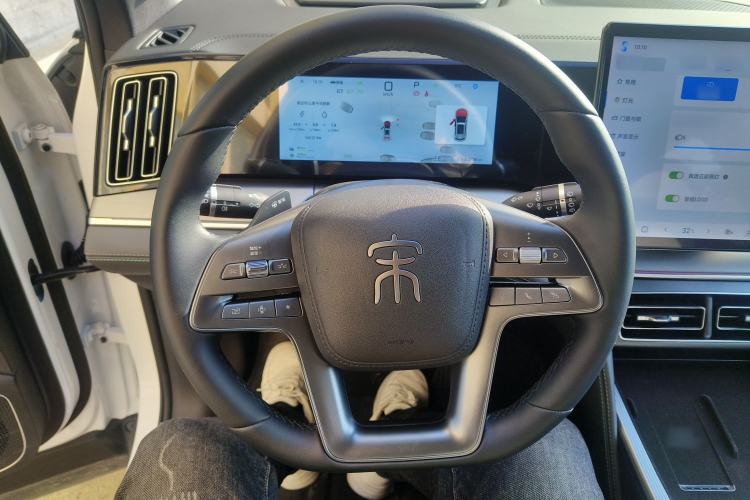 Used BYD Song L DM-i 2025 Intelligent Driving Version 160 km Beyond-Range Type
