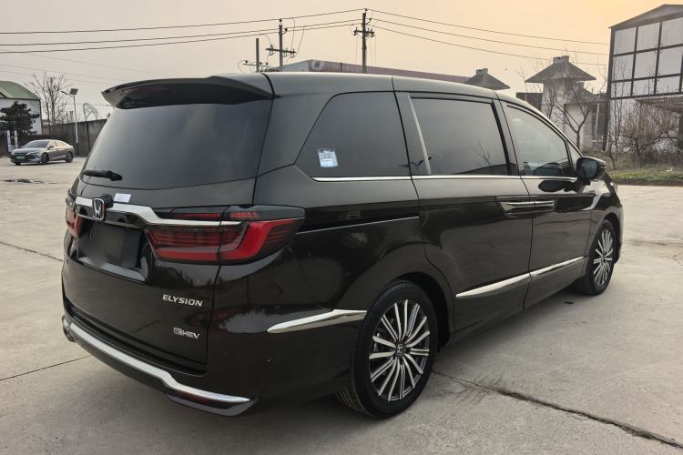 Used Honda Elysion 2024 2.0L eHEV Luxury Edition