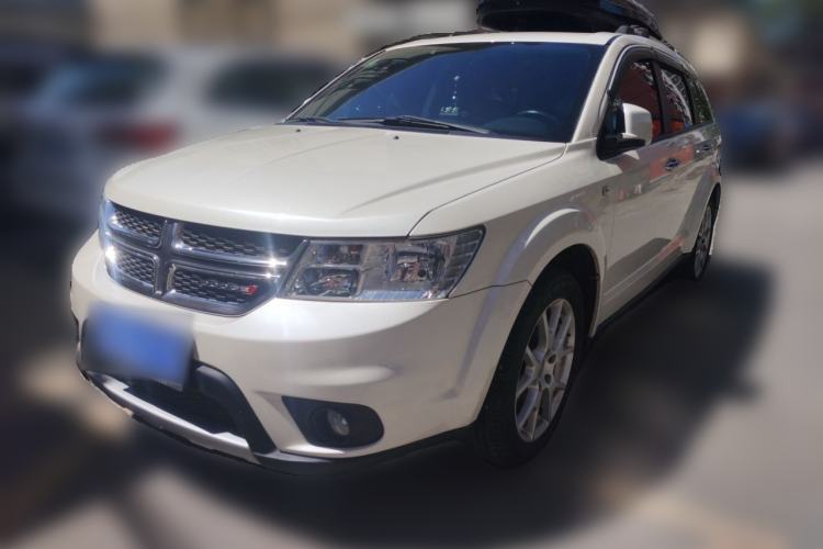 Used Dodge Journey 2013 2.4L Two-Wheel Drive Luxury Version
