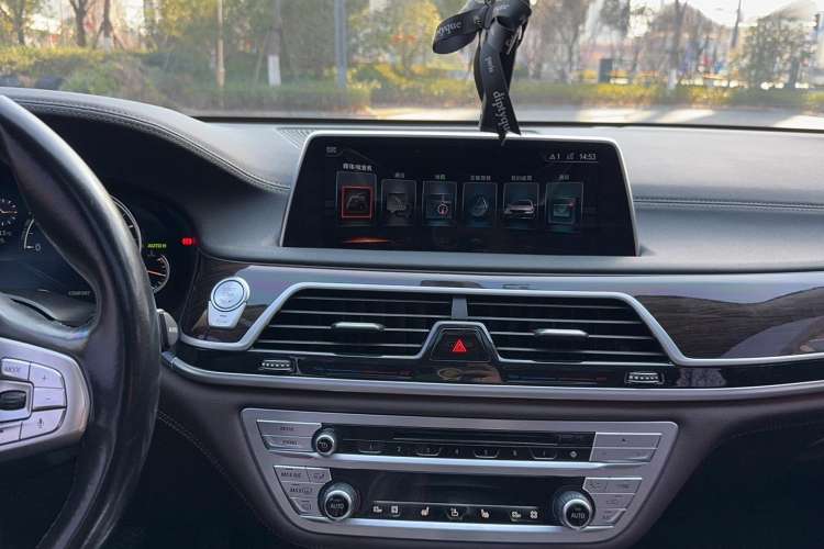 Used BMW 7 Series 2016 730Li Leading Model