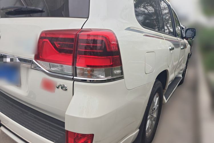 Used Toyota Land Cruiser  Rear Right 45 Deg