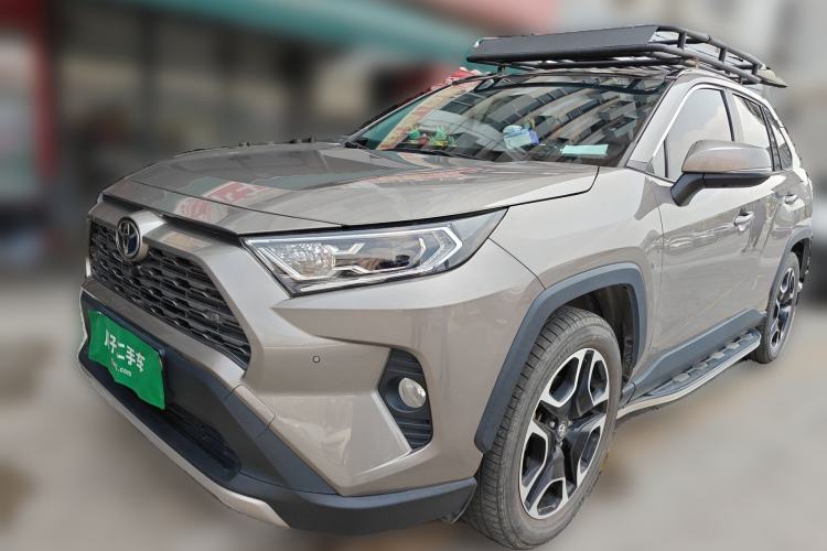 Used Toyota RAV4 2022 2.0L CVT Two-Wheel Drive Prestige Edition