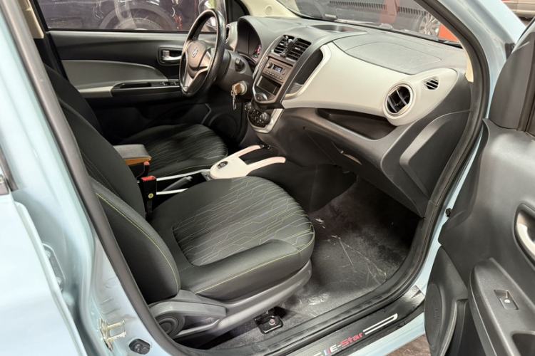 Used Oshan Benni E-Star 2021 National Edition Xin Yue Version (Fast-Charging Edition) Lithium Iron Phosphate (31.95 kWh)