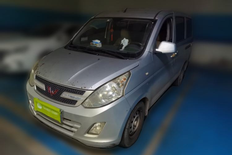 Used Wuling Rongguang V 2015 1.5L Base Version