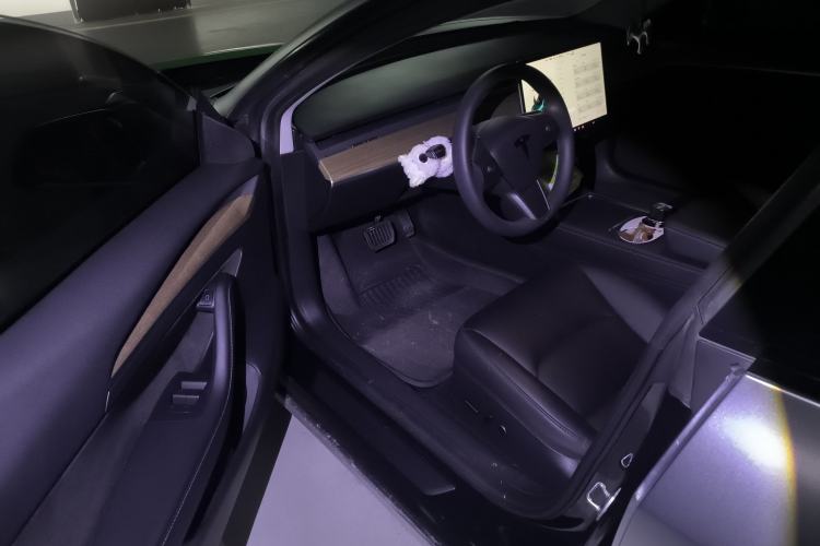 Used Tesla Model 3 2022 Rear-Wheel-Drive Version