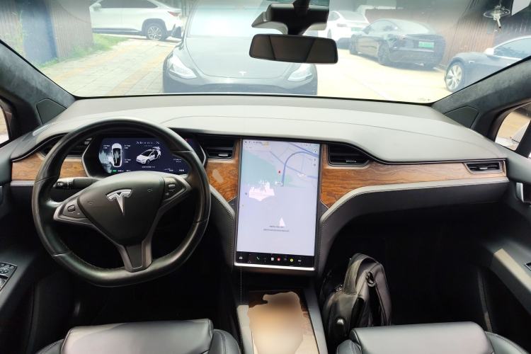 Used Tesla Model X 2019 Long-Range Version
