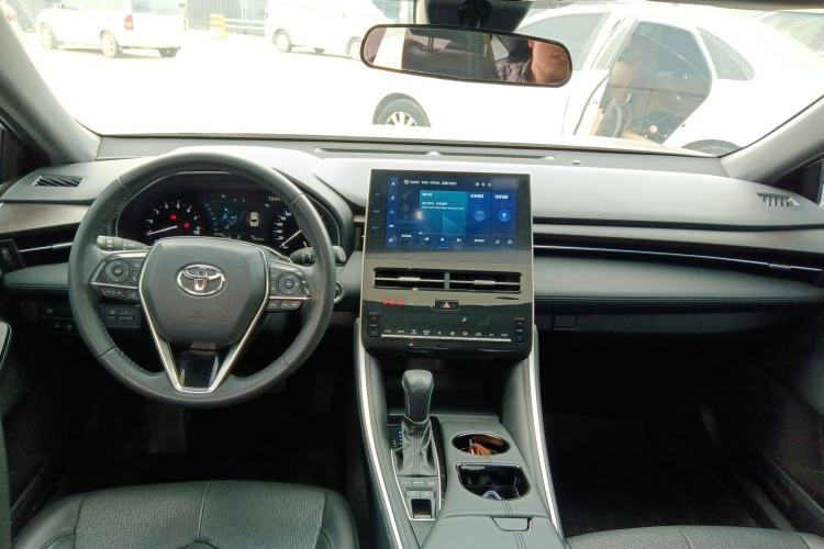 Used Toyota Avalon 2022 2.5L Luxury Edition
