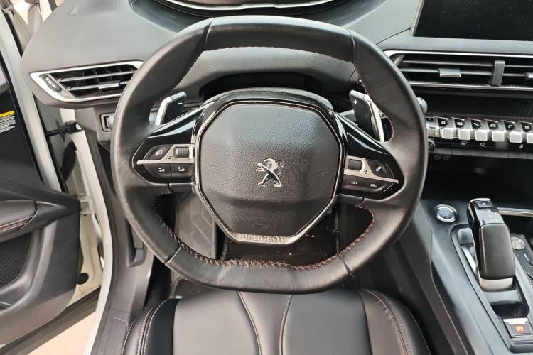 Used Peugeot 4008 New Energy 2020 1.6T PHEV Tri-Motor Version Steering Wheel