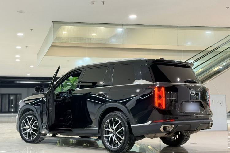 Used GAC Trumpchi GS8 2022 Flagship Series 2.0 TGDI Two-Wheel-Drive Prestige Edition (7 Seats) Exterior 4