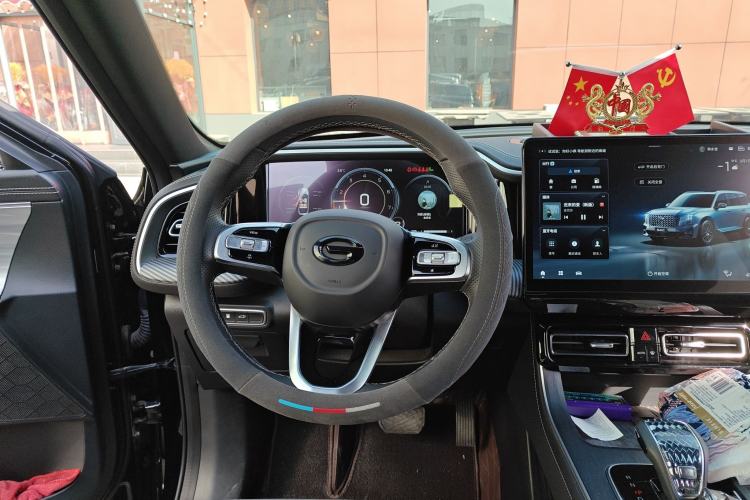 Used GAC Trumpchi GS8 2025 Linghang Series 2.0 TGDI Two-Wheel-Drive Luxury Edition 5 Seats
