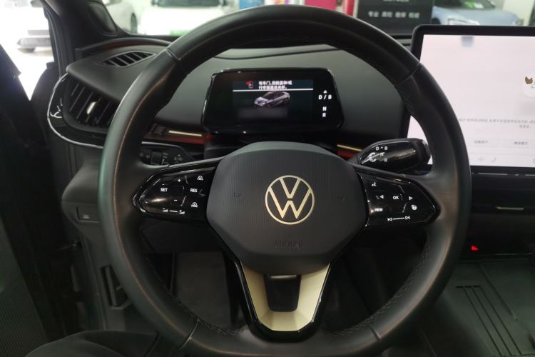 Used Volkswagen ID.UNYX 2024 Pro Long-Range Version Steering Wheel