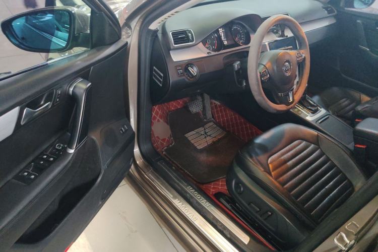 Used Volkswagen Magotan 2016 1.8TSI Smart Comfort Model
