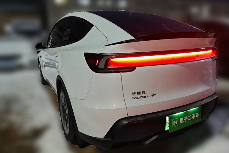 Used Tesla Model Y L 2025 Model Long-Range All-Wheel-Drive Version