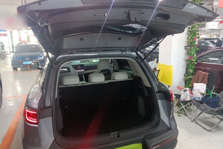 Used BYD Yuan UP 2025 Intelligent Driving Version 401 KM Dynamic Edition
