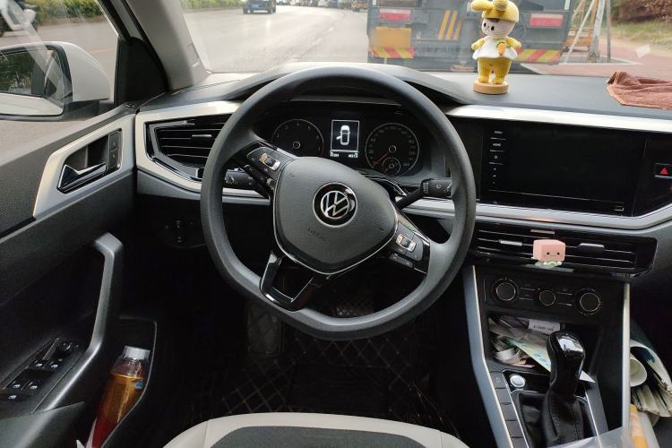 Used Volkswagen Polo 2021 Plus 1.5L Automatic Colorful Tech Edition Steering Wheel