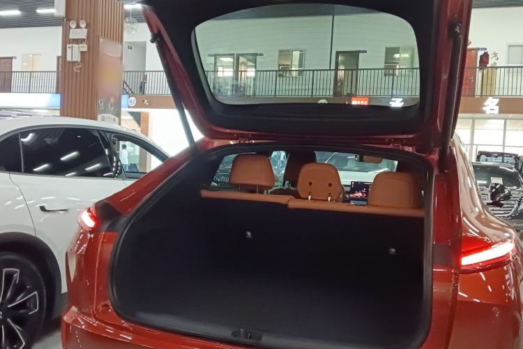 Used ONVO L60 2024 60 kWh Rear-Drive Version