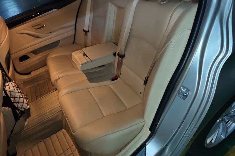 Used BMW 5 Series 2013 525Li Leading Model Left Rear Seat