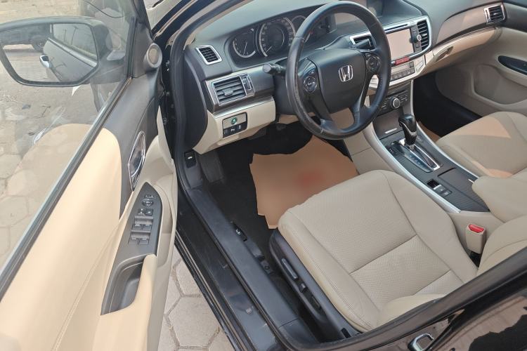 Used Honda Accord 2014 2.0L EX Luxury Edition
