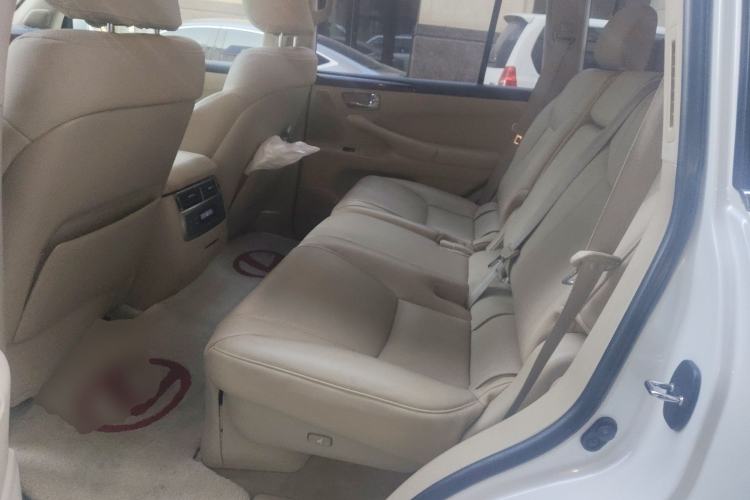 Used Lexus LX 2009 570
