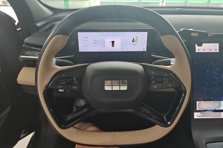 Used Geely Galaxy L6 2023 60km PLUS Steering Wheel