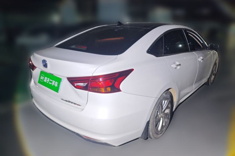 Used CHANGAN Raeton CC 2018 1.5T Automatic Elegant Starry Edition China V Standard
