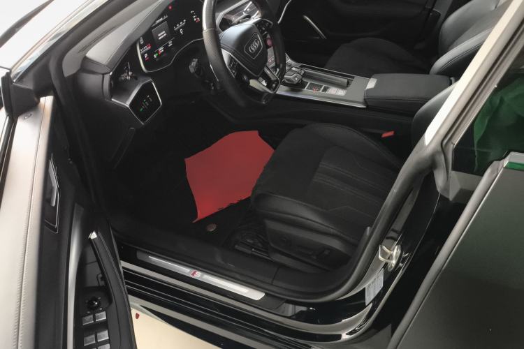 Used Audi A7L 2024 45TFSI S-line Dream-Building Edition Flow Crystal Package