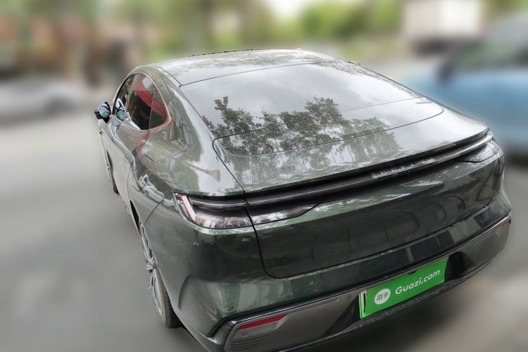 Used Geely Galaxy 8 2025 130km EM-i Flagship Edition Rear Left 45 Deg