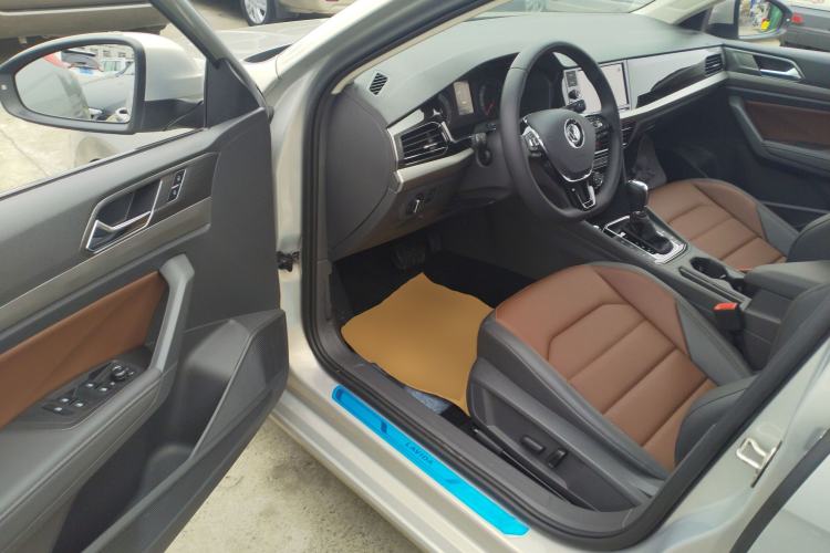 Used Volkswagen Lavida 2018 280TSI DSG Luxury Edition China V Standard Driver Seat