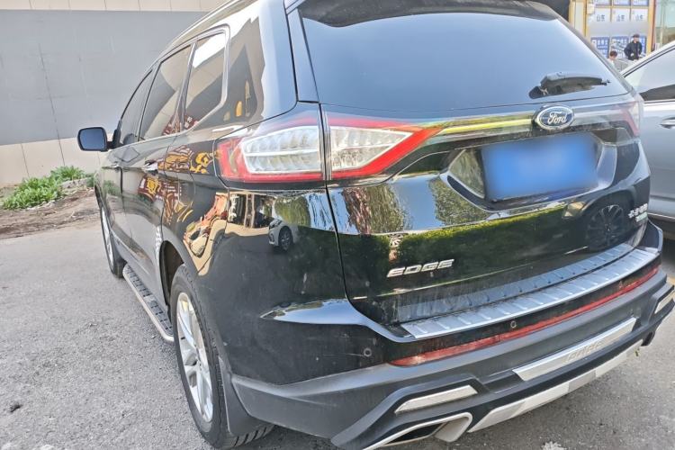 Used Ford Edge 2016 EcoBoost 245 Two-Wheel-Drive Titanium 7-Seater Rear Left 45 Deg