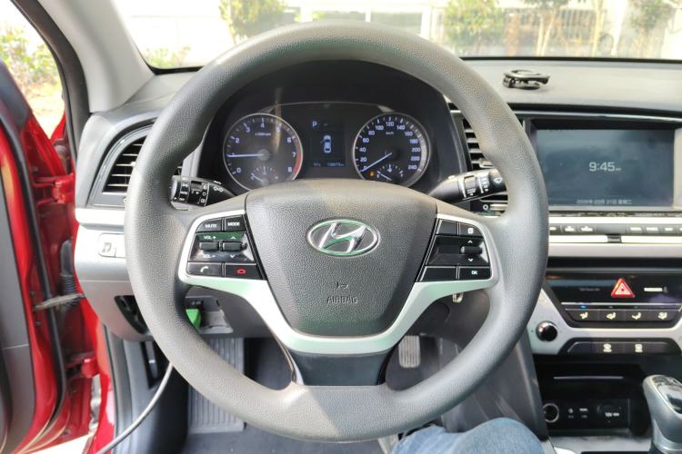 Used Hyundai Elantra (6th Generation / Lingdong) 2016 1.6L Automatic ZhiXuan – Elite Version Steering Wheel
