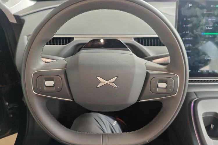 Used XPeng MONA M03 2025 600 with Ultra-Long Range Max Steering Wheel