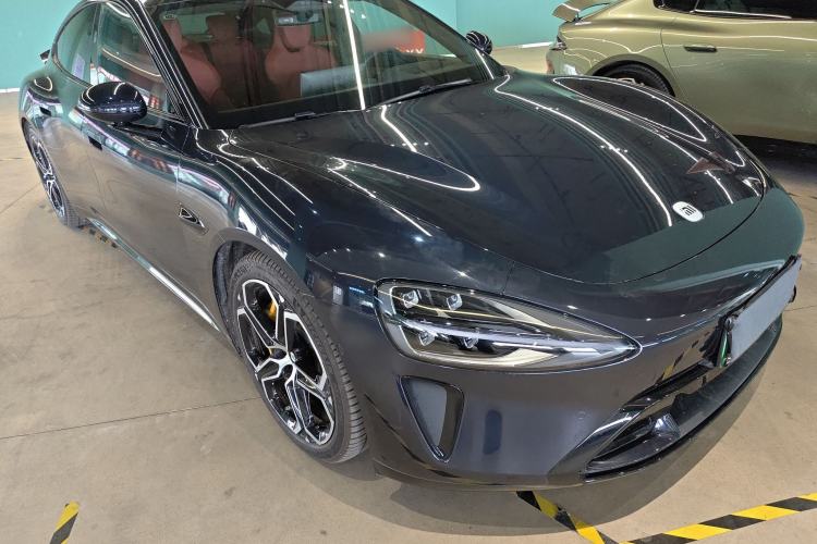 Used Xiaomi Auto SU7 2024 Four-Wheel Drive Ultra-Long Range Advanced Intelligent Driving Max Edition
