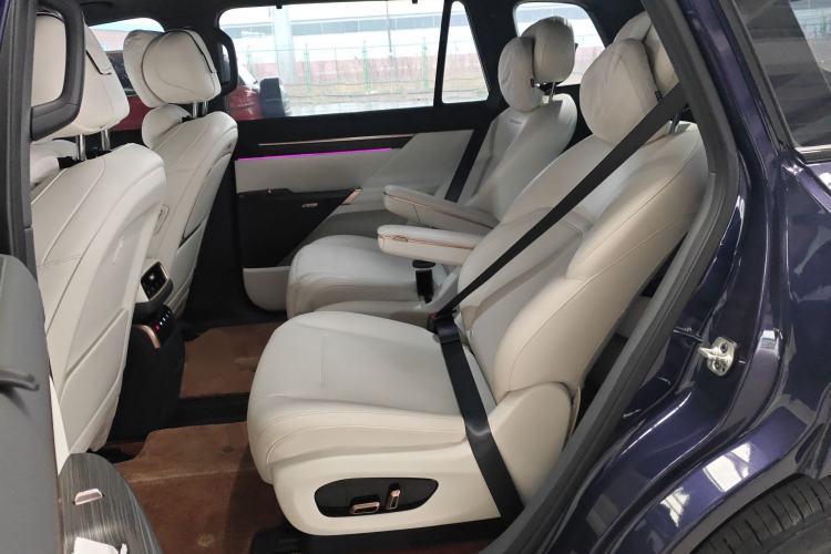 Used Dongfeng eπ eπ008 2024 636Max All-Electric Version 6 Seats