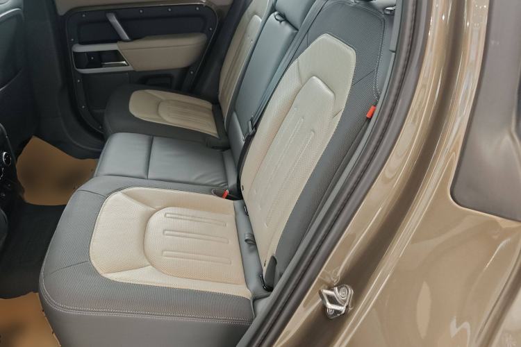 Used Land Rover Defender 2022 110 P400 X-DYNAMIC HSE
