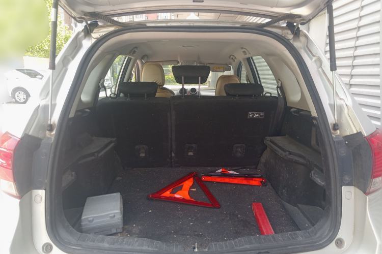 Used Haval H6 2015 Upgraded Model 1.5T Manual Two-Wheel Drive Urban Version
