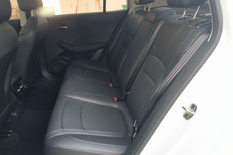 Used Roewe i5 2026 Model 1.5L CVT Luxury Version
