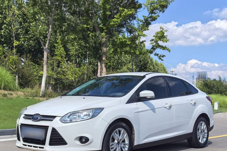 Used Ford Focus 2012 Sedan 1.6L Automatic Comfort Model Guazi used car, China used car export, Used car for sale, Used cars, Cheapest cars for sale