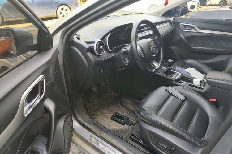 Used MG 6 2017 20T Manual Luxury Smart Connect Version China V Standard