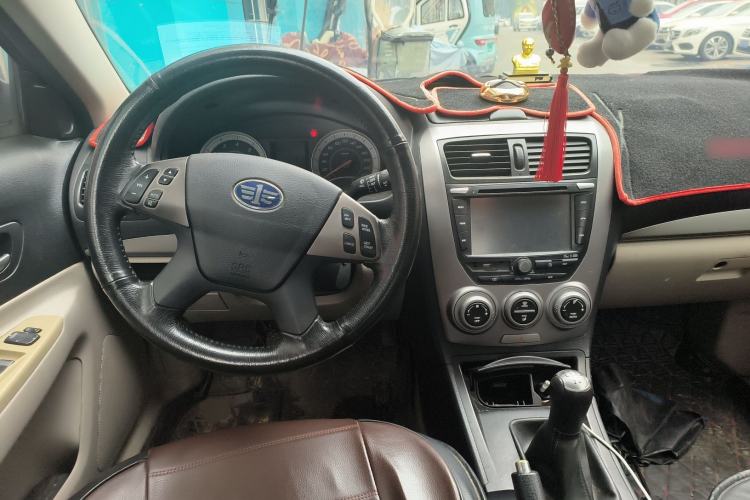 Used Bestune B50 2012 1.6L manual sunroof version