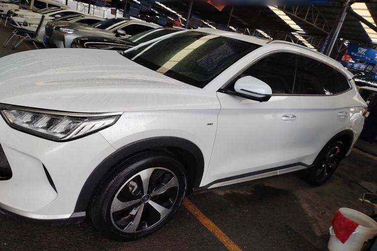 Used BYD Song PLUS New Energy 2021 DM-i 100KM Four-Wheel Drive Flagship PLUS