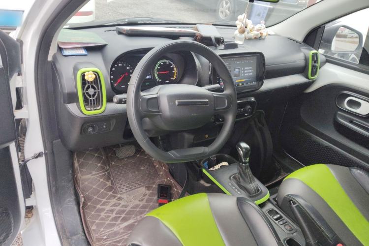 Used Roewe Clever 2021 302 km New Four-Seater Super-Efficient Version