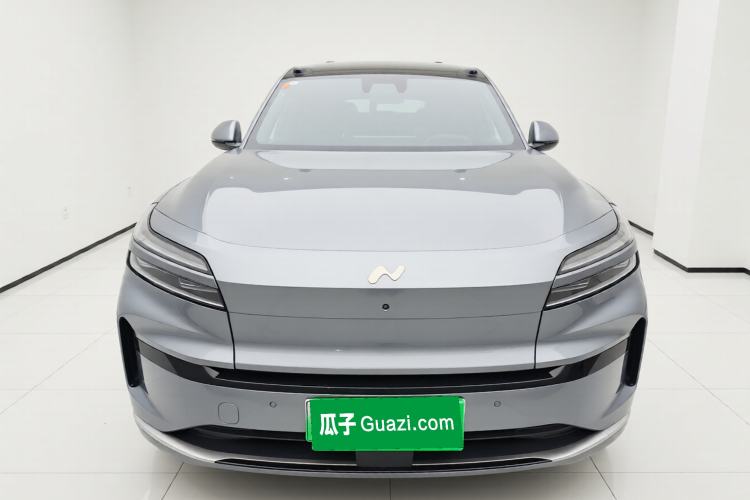 Used ONVO Luxeed L90 2025 Model—Max Six-Seater Version
