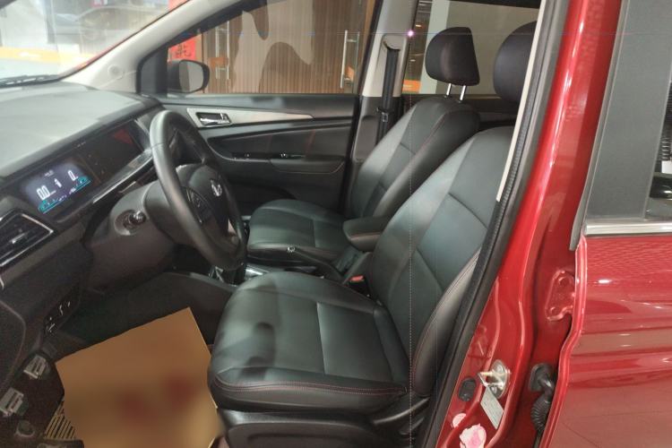 Used CHANGAN KAICHENG Oushang A600 2016 1.5L Manual Luxury 7-Seater Left Front Seat