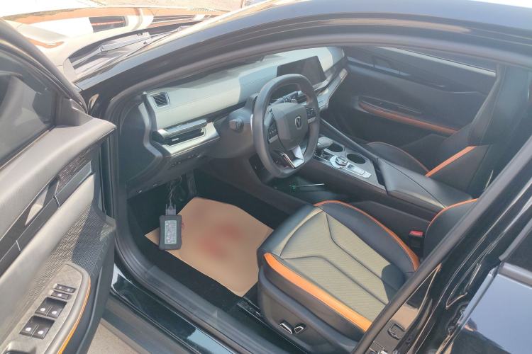 Used Changan UNI-V 2023 1.5T Prestige Model
