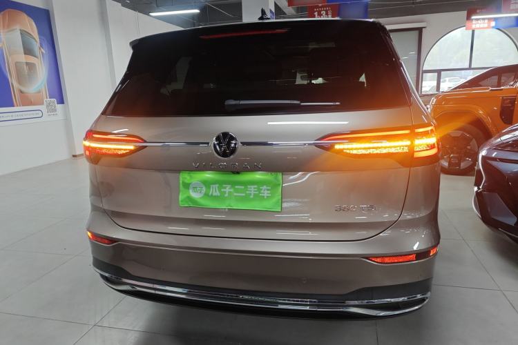 Used Volkswagen Viloran 2022 380TSI Prestige Edition