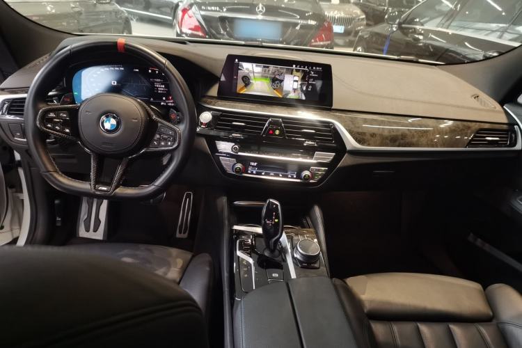 Used BMW 6 Series GT 2020 630i M Sport Package Center Console