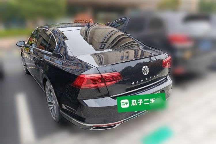 Used Volkswagen Magotan GTE Plug-in Hybrid 2020 GTE Prestige Model Rear Left 45 Deg