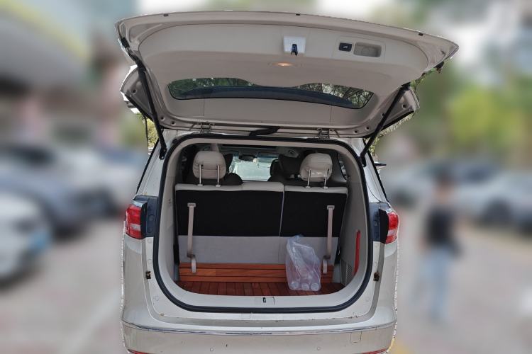 Used Buick GL8 2018 ES 28T Luxury Model China VI Standard
